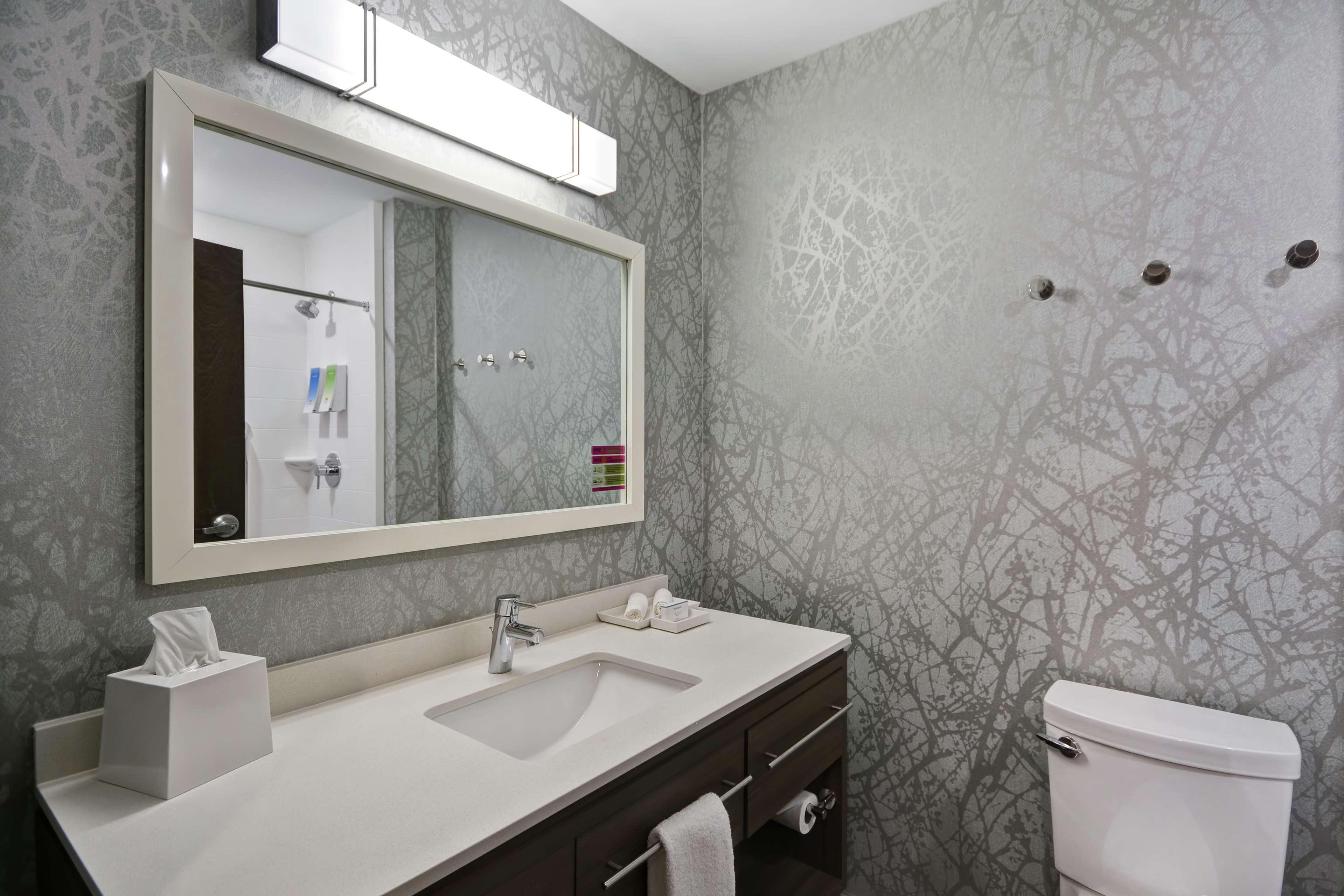 Home2 Suites By Hilton Grand Rapids North Walker Eksteriør billede