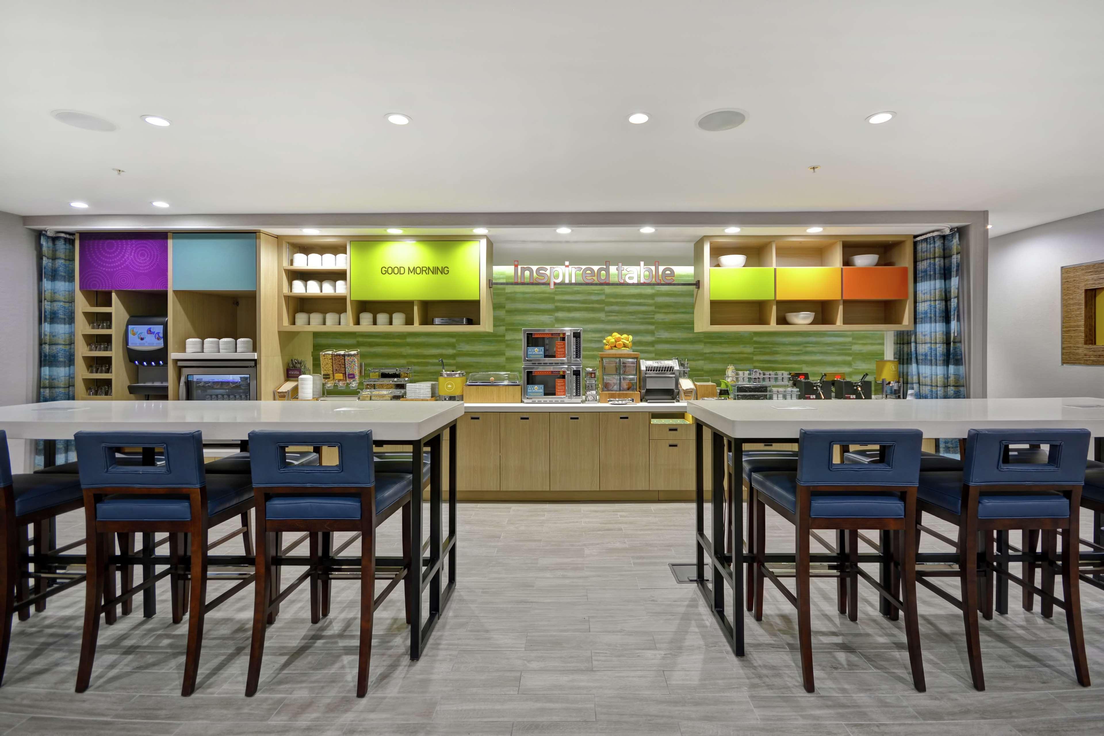 Home2 Suites By Hilton Grand Rapids North Walker Eksteriør billede