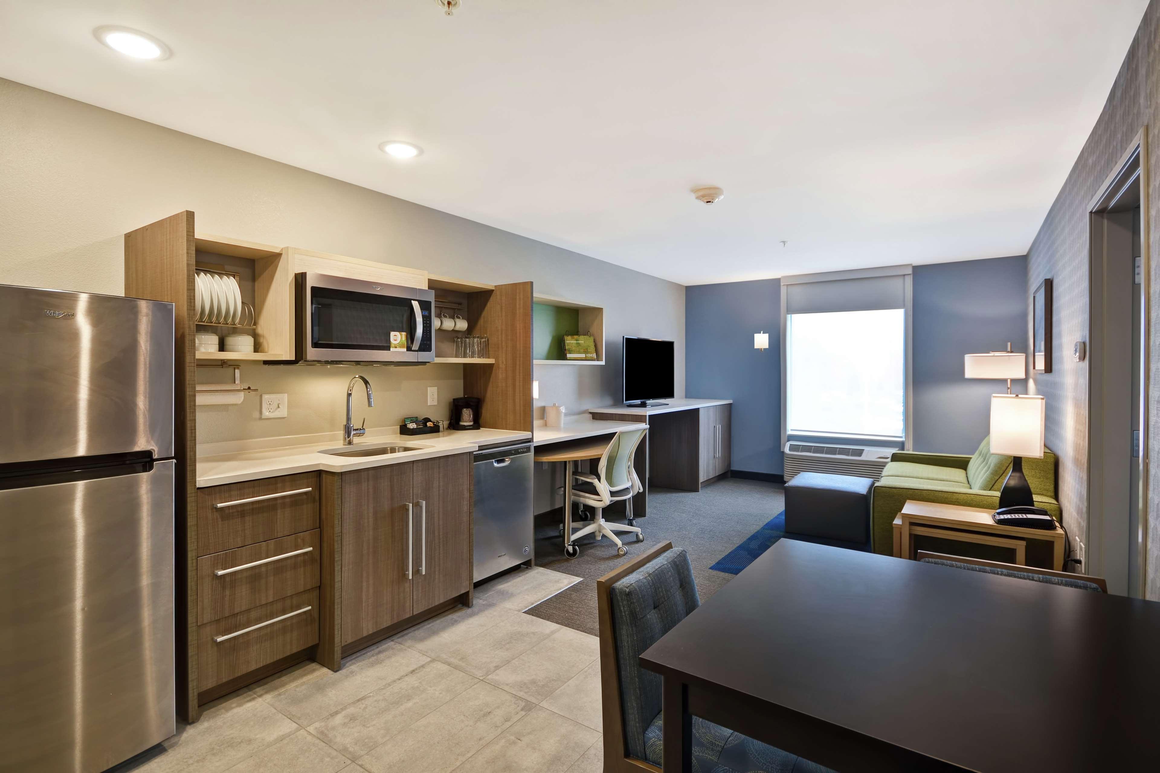 Home2 Suites By Hilton Grand Rapids North Walker Eksteriør billede