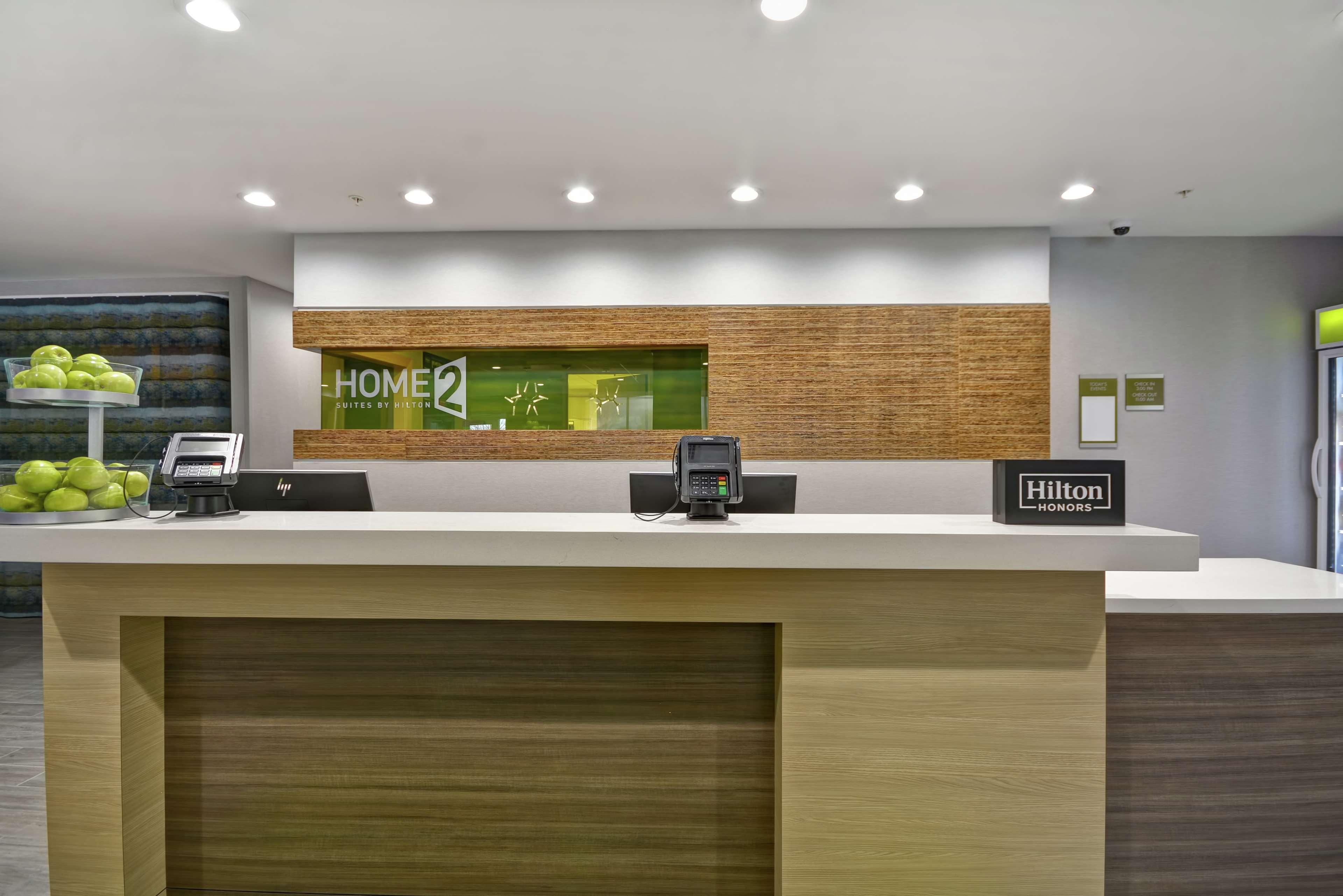 Home2 Suites By Hilton Grand Rapids North Walker Eksteriør billede