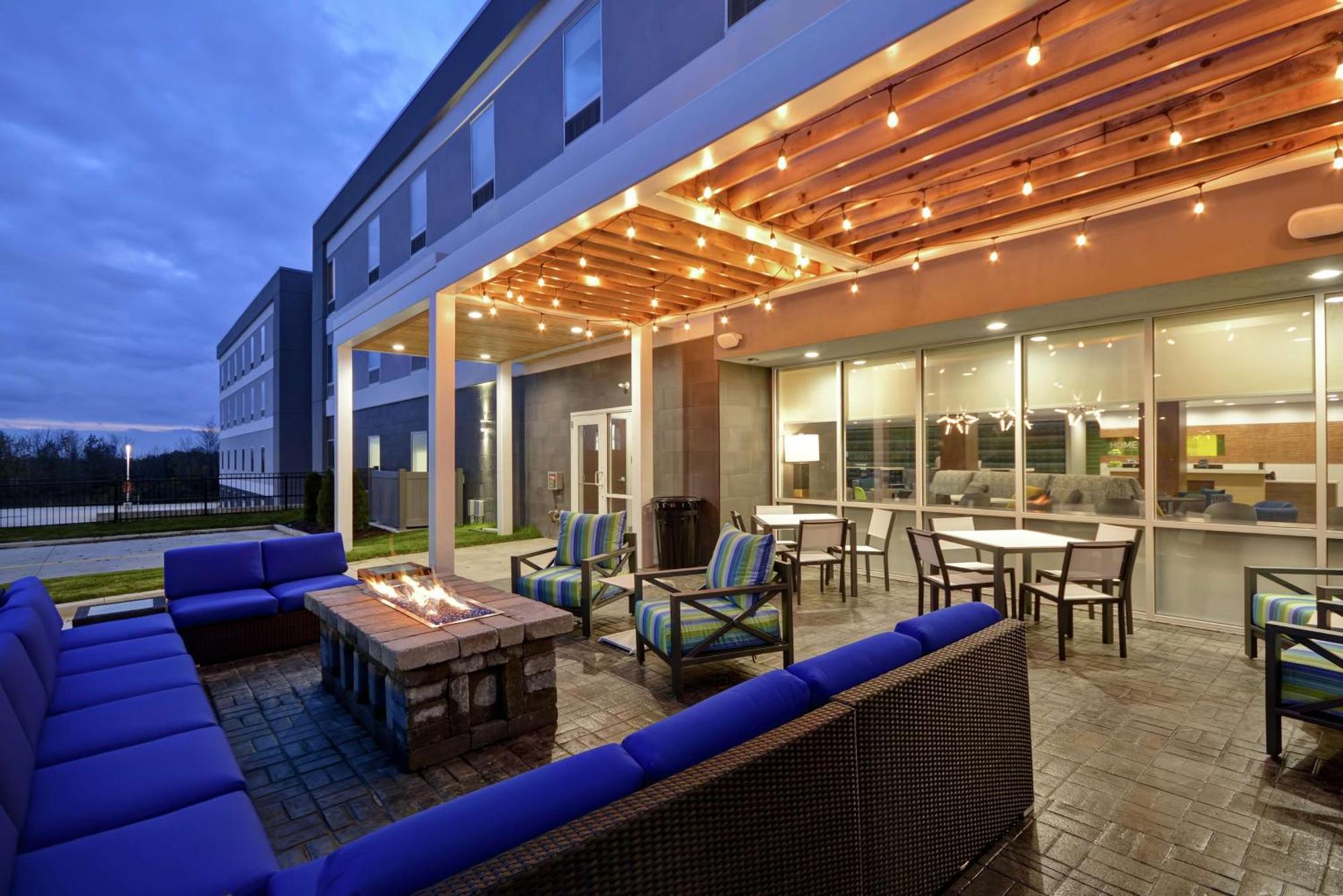 Home2 Suites By Hilton Grand Rapids North Walker Eksteriør billede