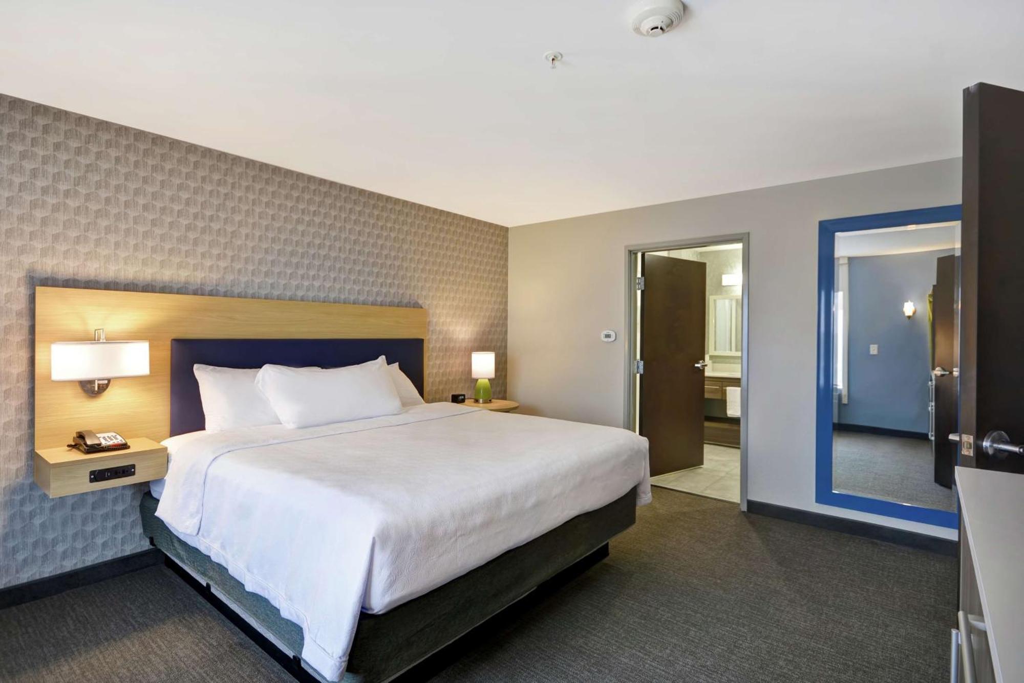 Home2 Suites By Hilton Grand Rapids North Walker Eksteriør billede